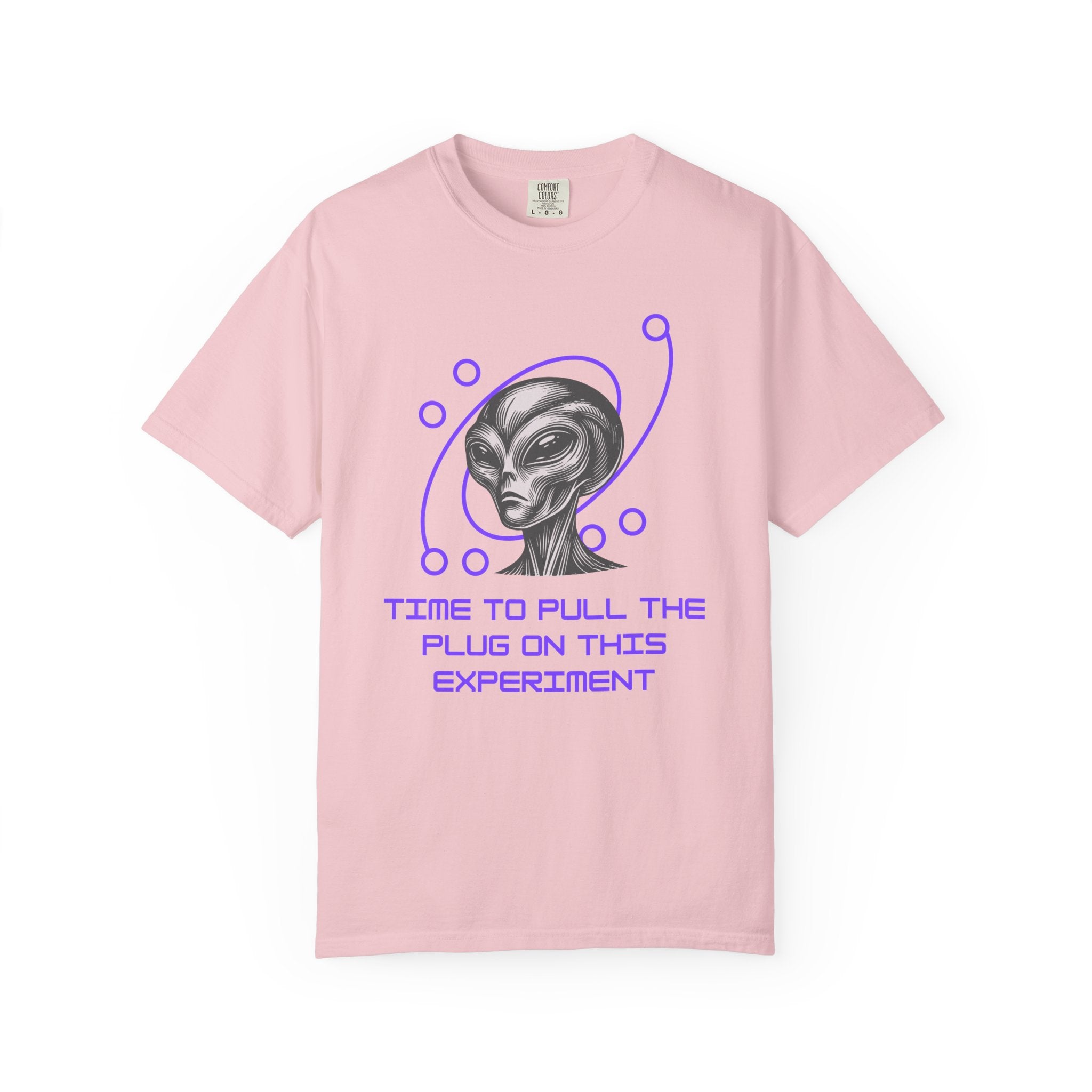 'Time to Pull the Plug on This Experiment' Alien Graphic Tee