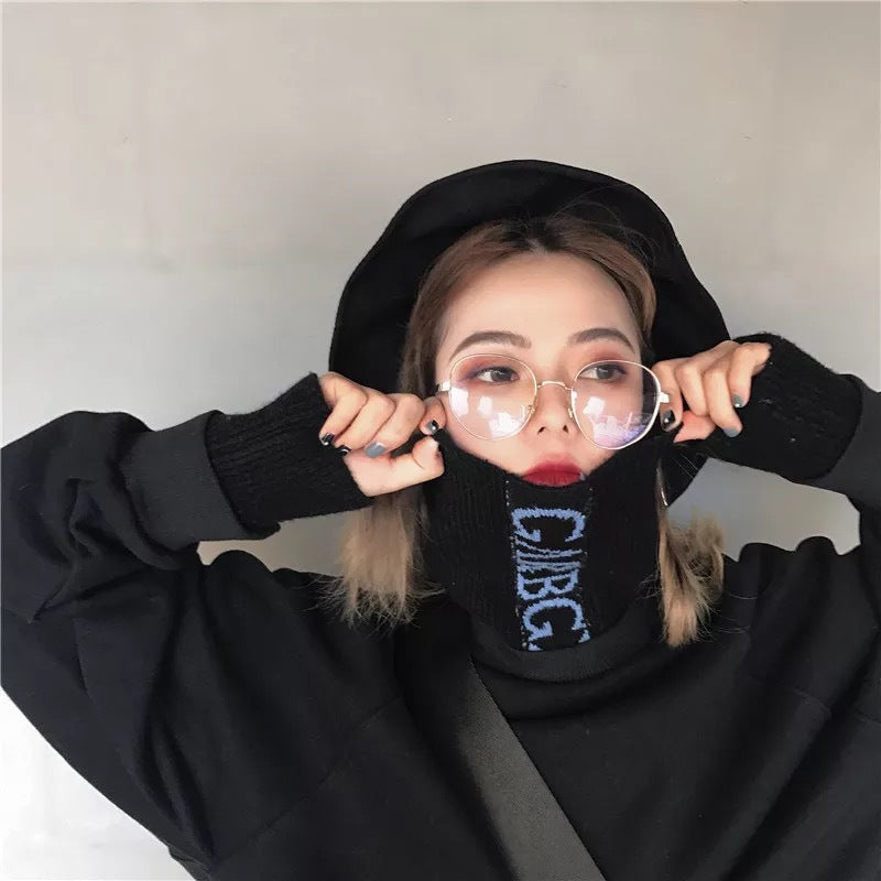 Fleece-Lined Thick Women's Sweatshirt - Loose Fit Top
